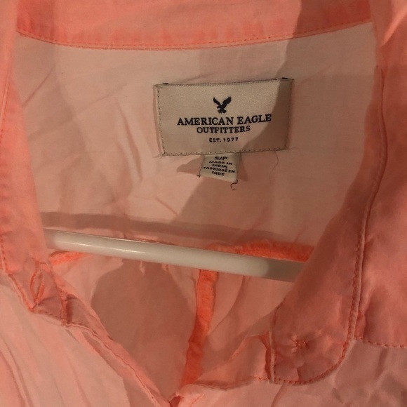 American Eagle Coral Pink Blouse Butterfly Arms Size Small - Picture 2 of 3